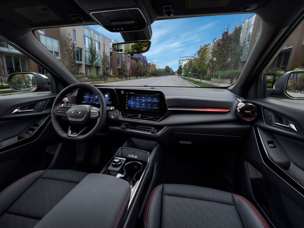 2025 Chevrolet Equinox RS interior