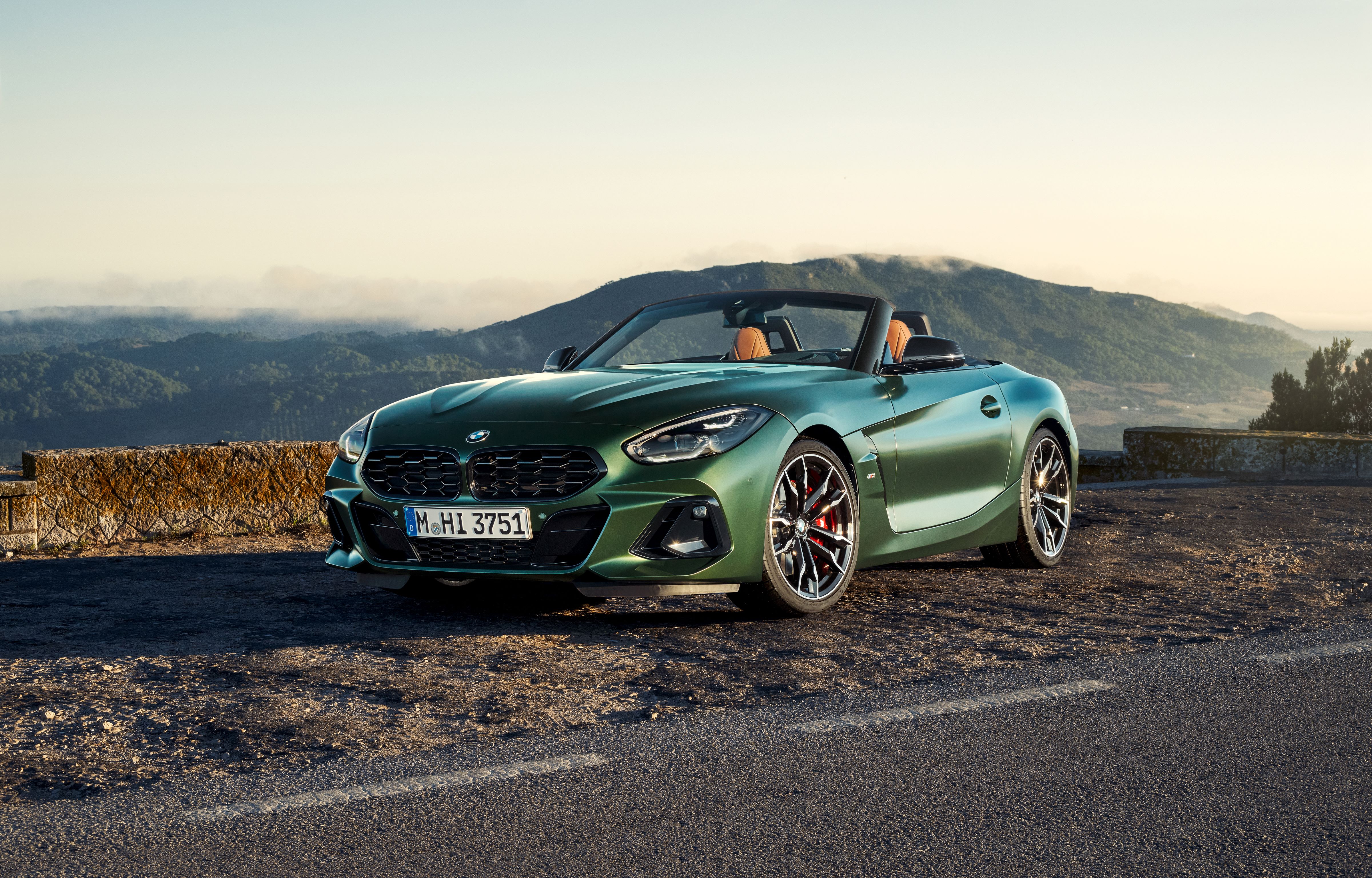 2025 BMW Z4 M40i exterior
