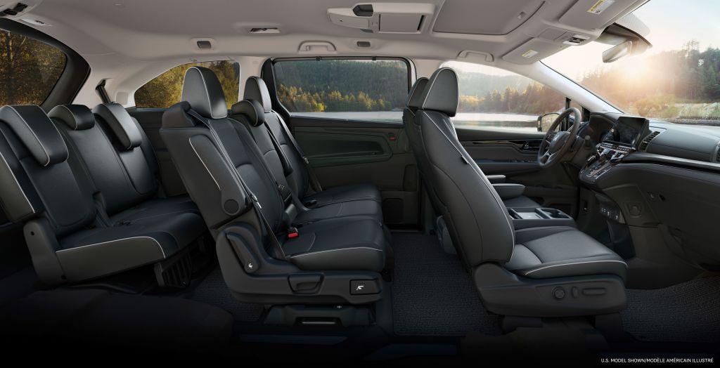 2025 Honda Odyssey interior