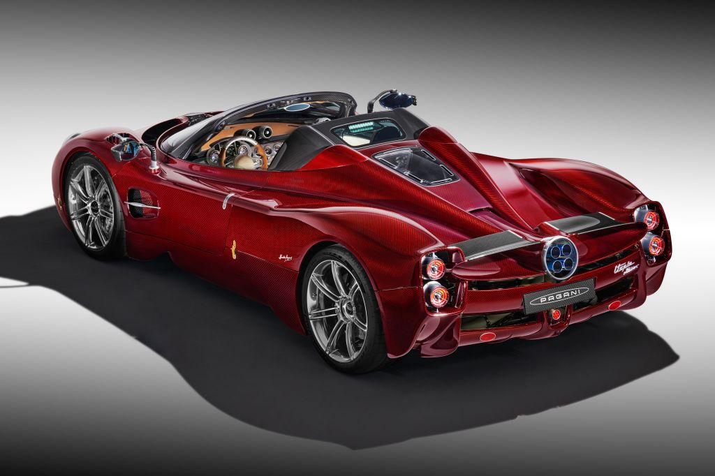 Pagani Utopia Roadster introduced with manual&nbsp;transmission