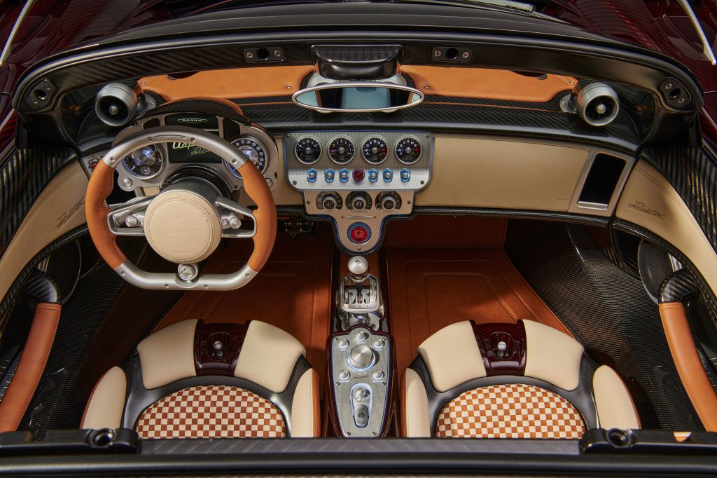Pagani Utopia Roadster interior