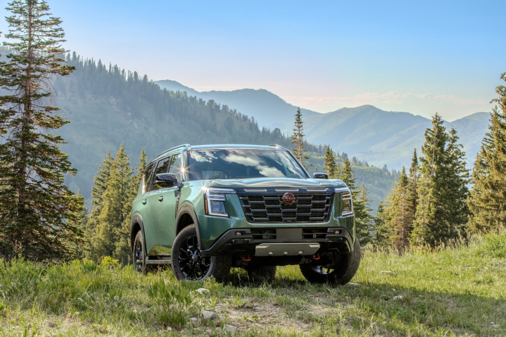 2025 Nissan Armada PRO-4X exterior