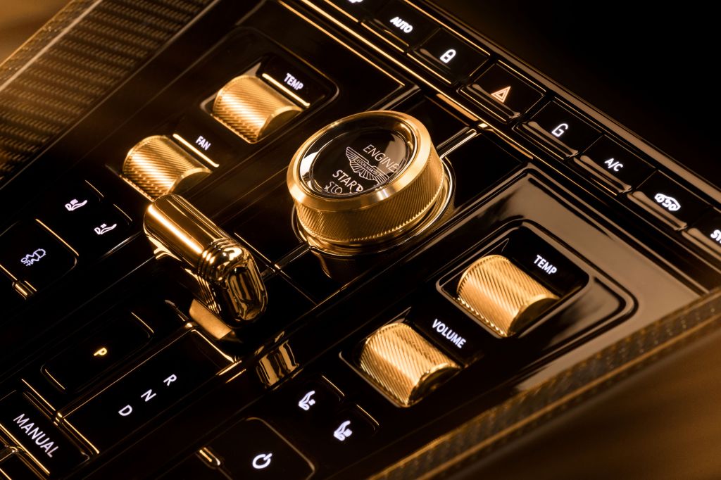 Aston Martin DB12 Goldfinger Edition gold-plated dials