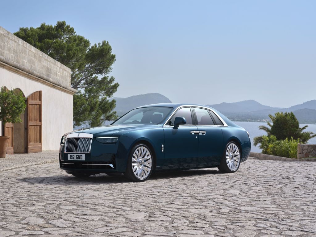 V12 continues to power all-new Rolls-Royce Ghost Series&nbsp;II