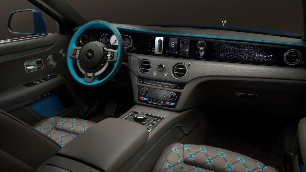 Rolls-Royce Ghost Series II interior front of car