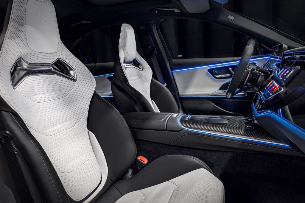 2025 Mercedes-AMG E 53 Hybrid front seats