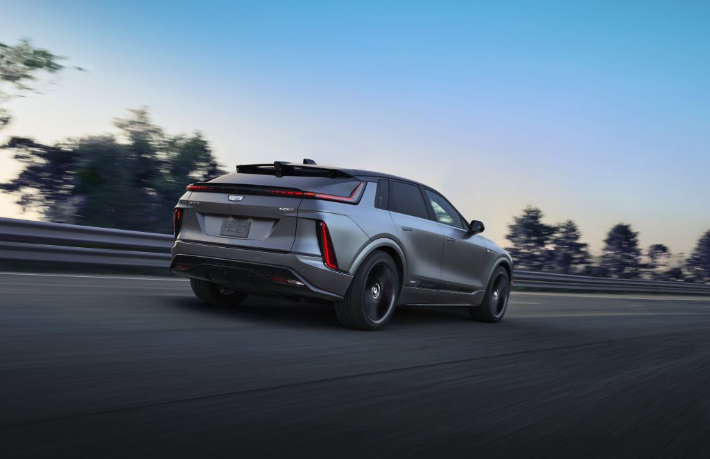 Cadillac Lyriq-V rear