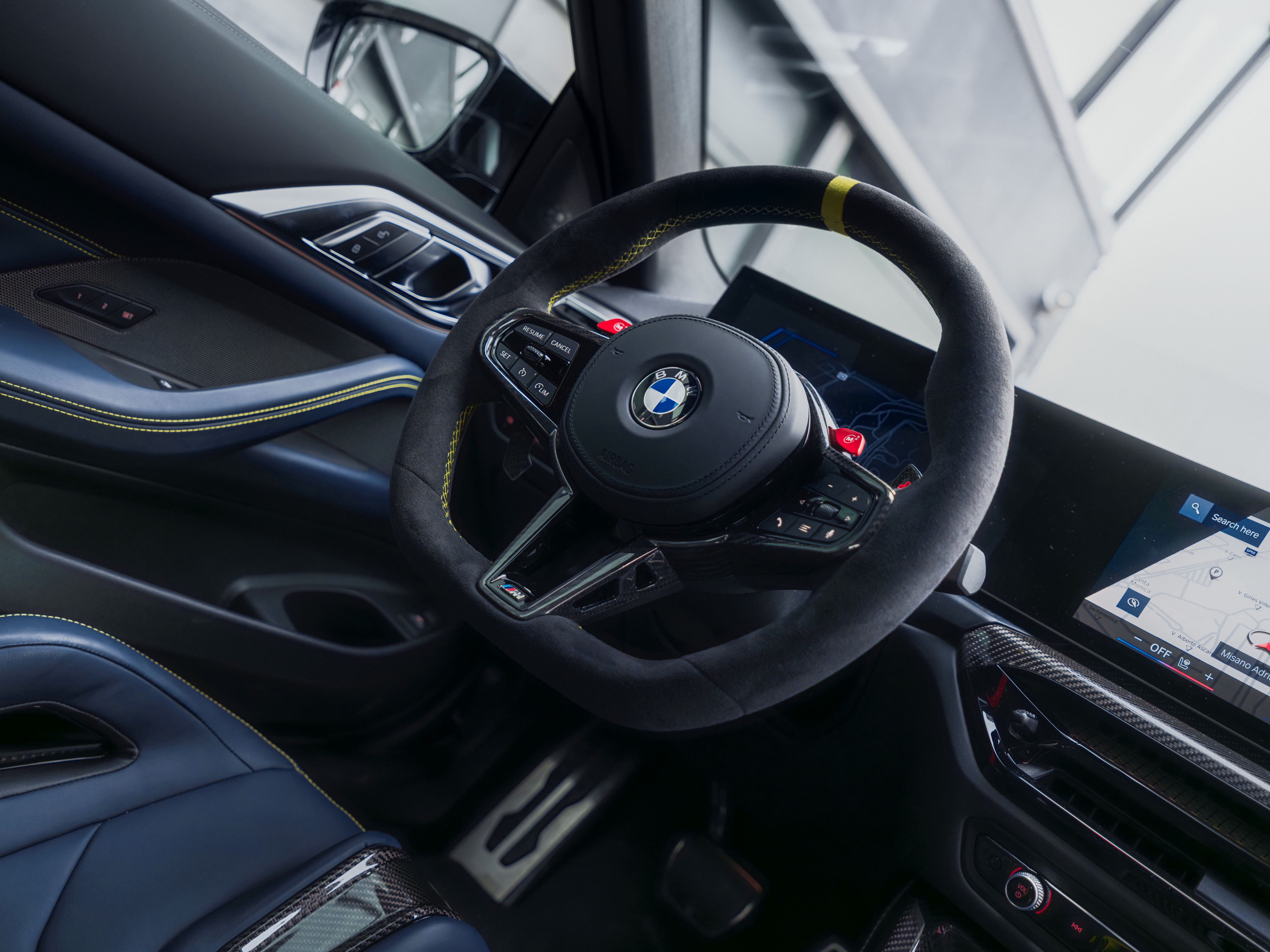 BMW M4 CS Edition VR46 interior