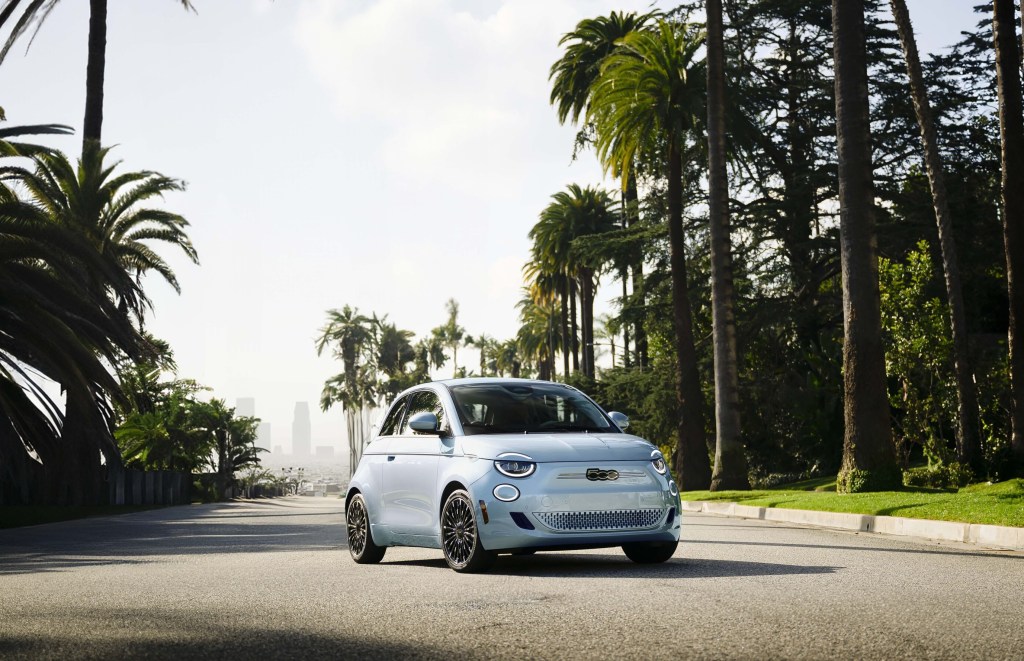 2025 Fiat 500e in Marine Layer Mist exterior colour