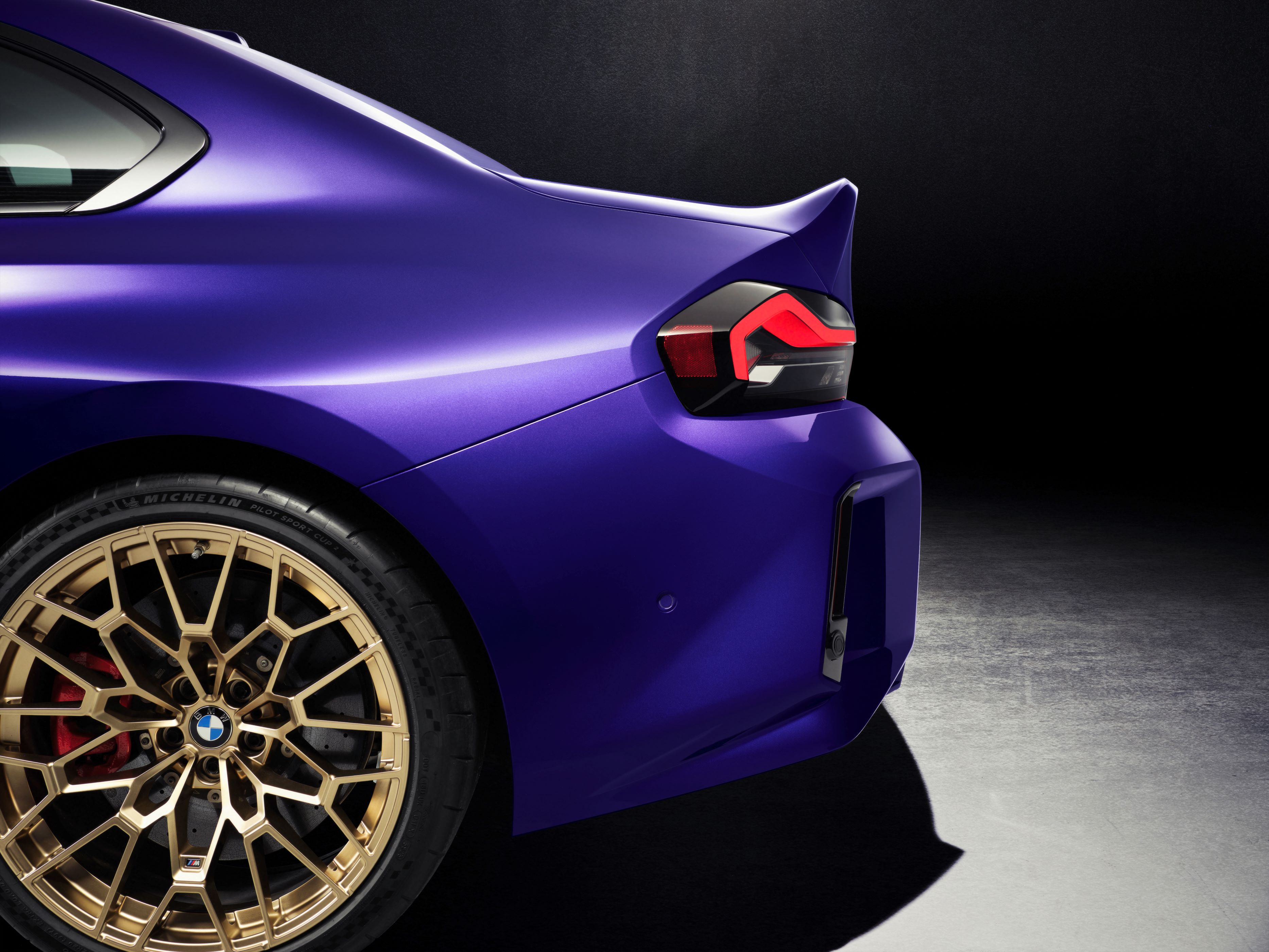 Here are the specs and Canadian price of 2026 BMW M2 CS – Empty Tank