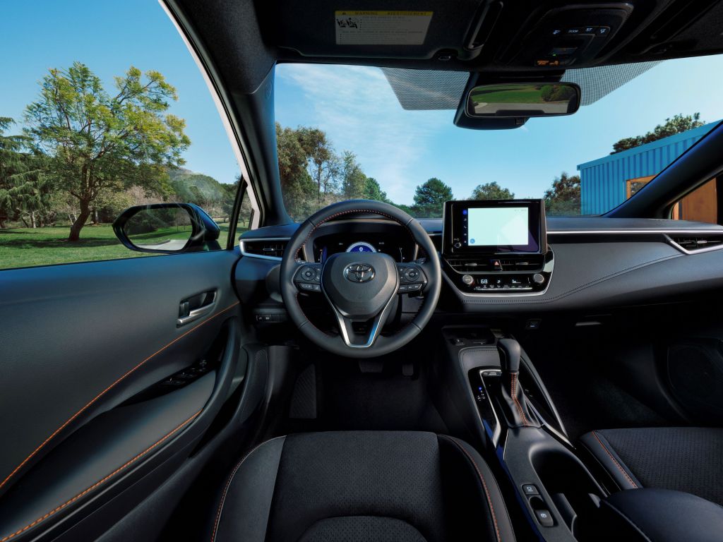 Toyota Corolla Hatchback FX interior