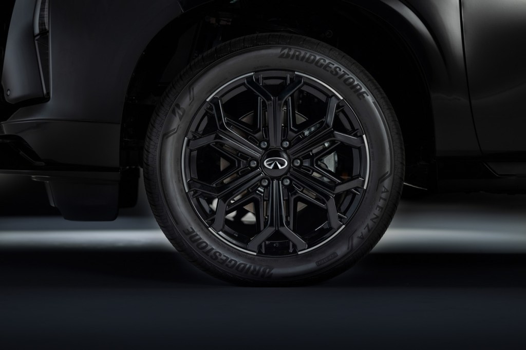 2026 Infiniti QX80 Sport wheel