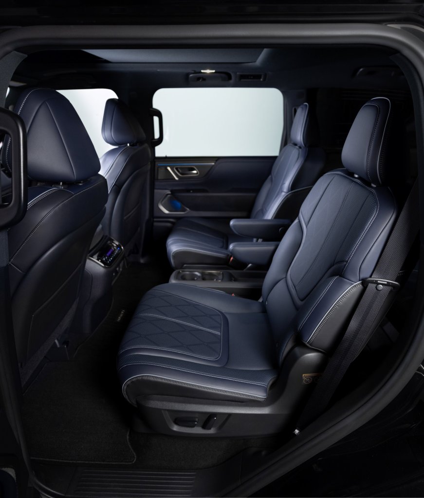 2026 Infiniti QX80 Sport rear seats