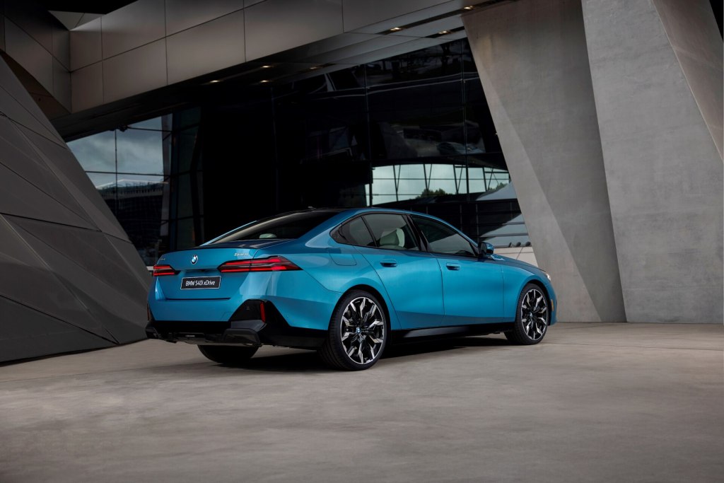 2026 BMW 540i xDrive Legacy Edition exterior side and rear