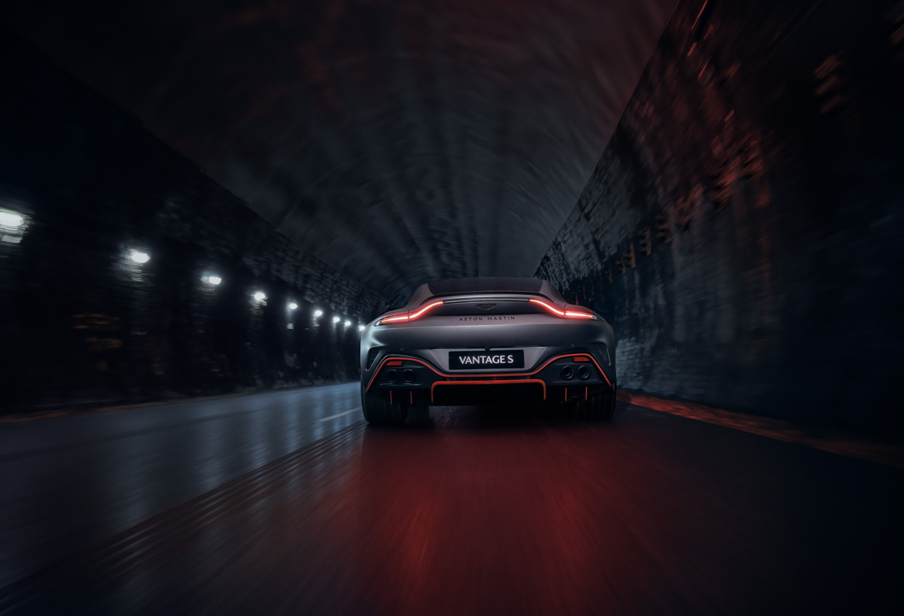 Aston Martin Vantage S rear