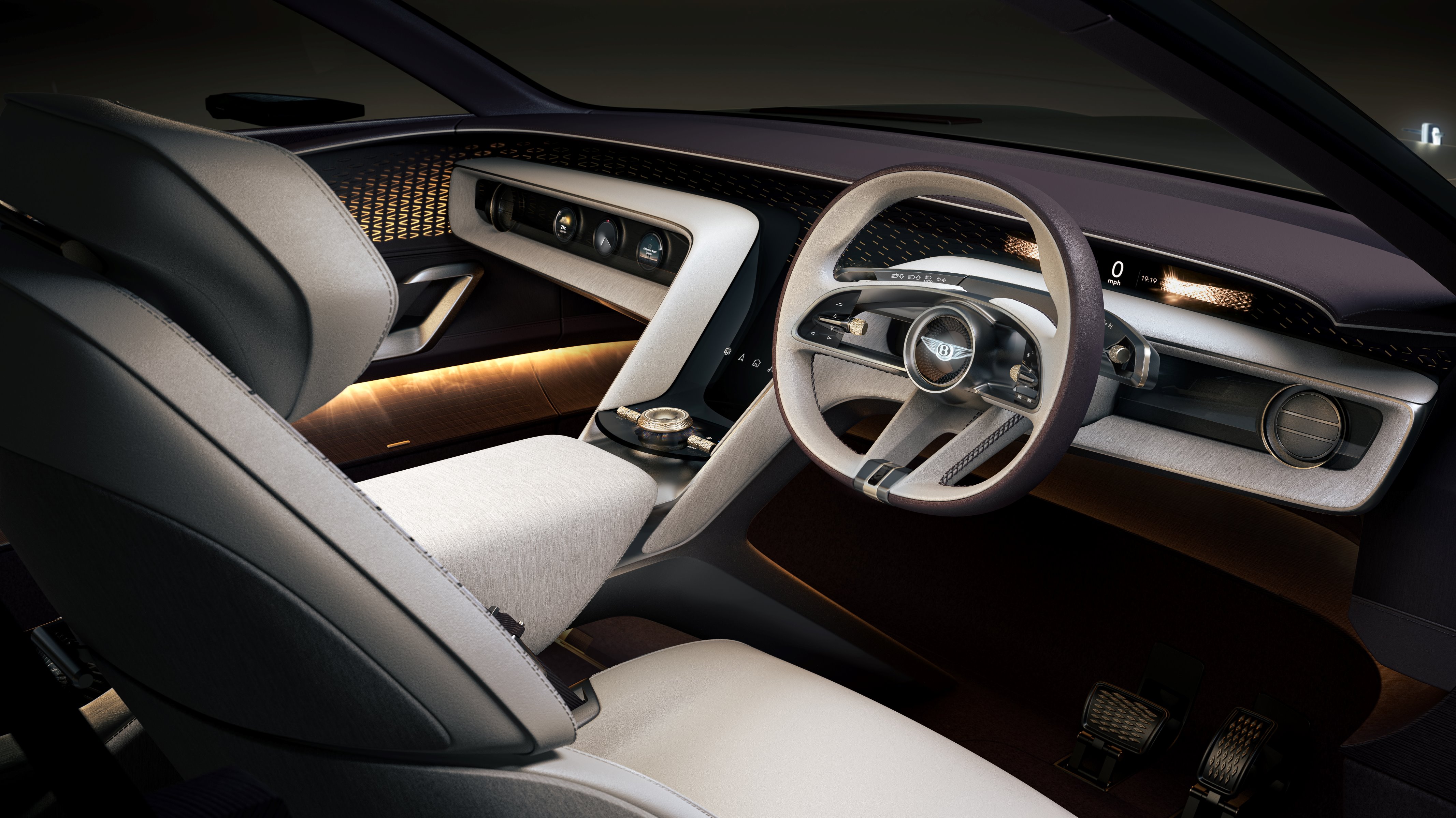 Bentley EXP 15 interior
