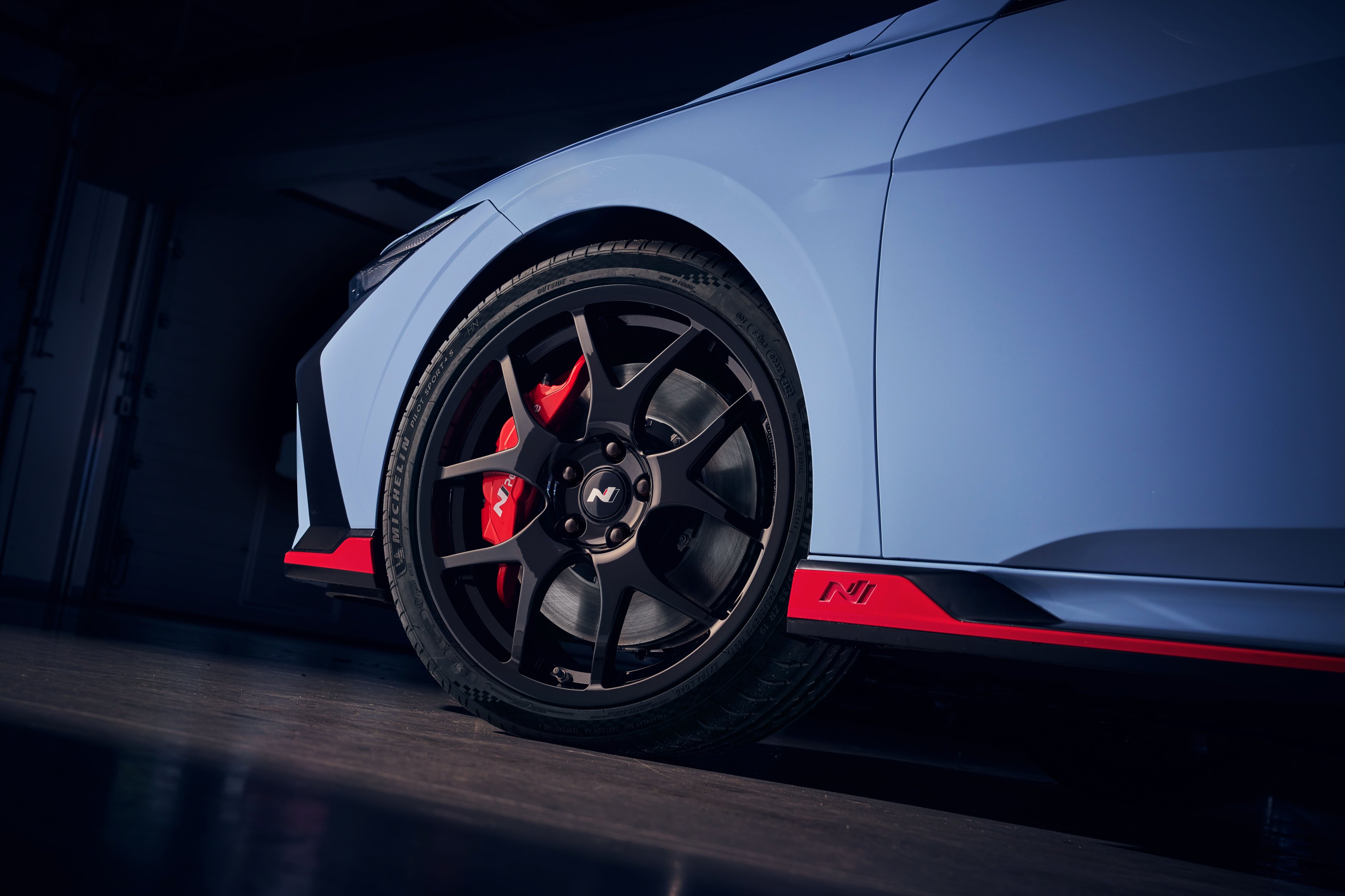Hyundai Elantra N TCR Edition wheel and brake