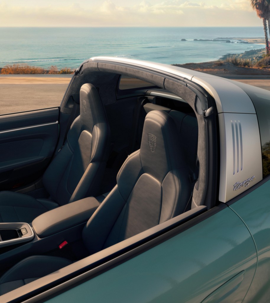 Porsche Targa 4S rear roll bar