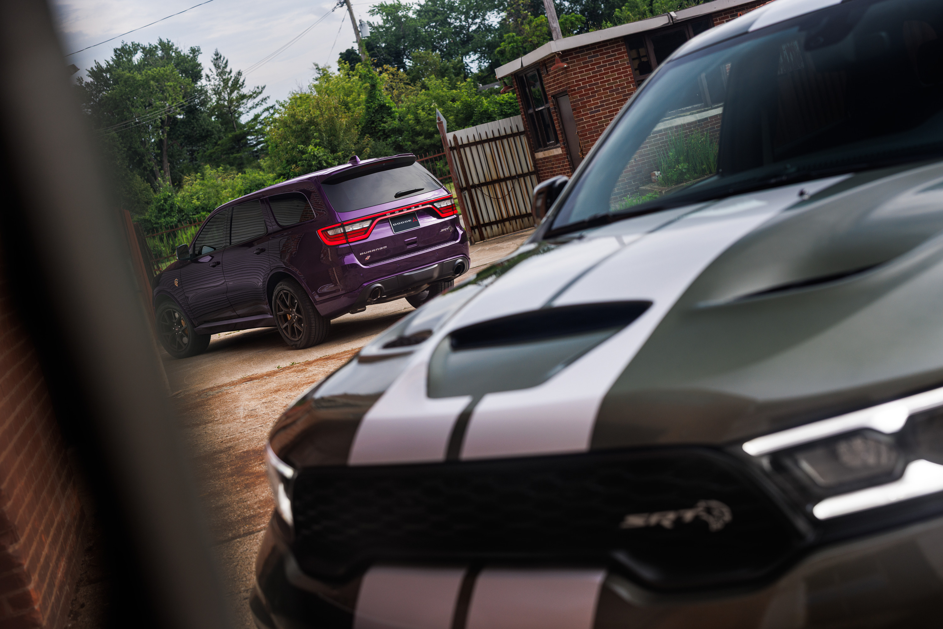 2026 Dodge Durango SRT Hellcat Jailbreak in Green Machine and Stryker Purple colours