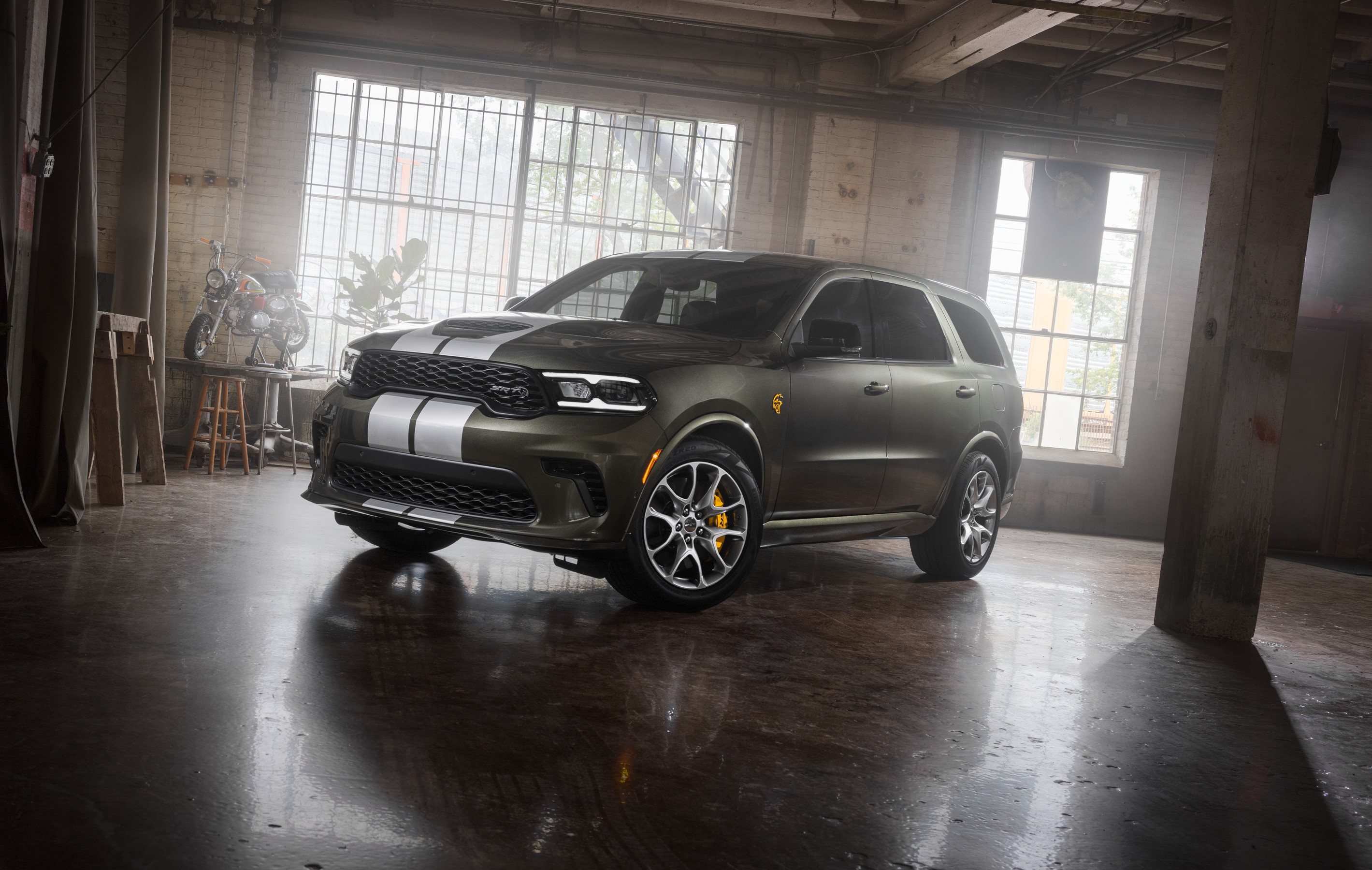 2026 Dodge Durango SRT Hellcat Jailbreak in Green Machine colour with dual stripe