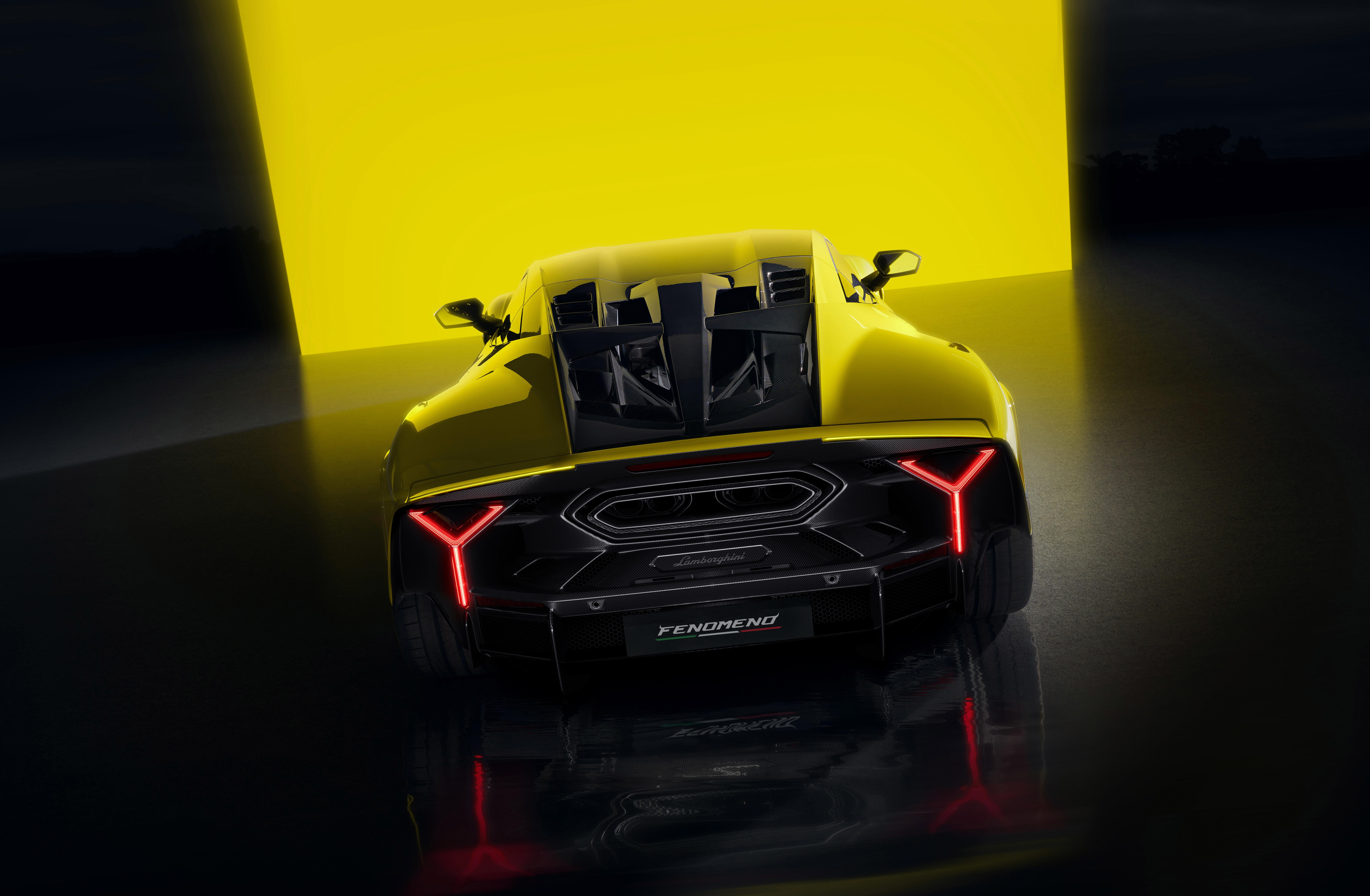Lamborghini Fenomeno rear