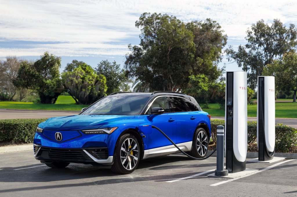 Honda and Acura EVs can now charge at Tesla&nbsp;Superchargers
