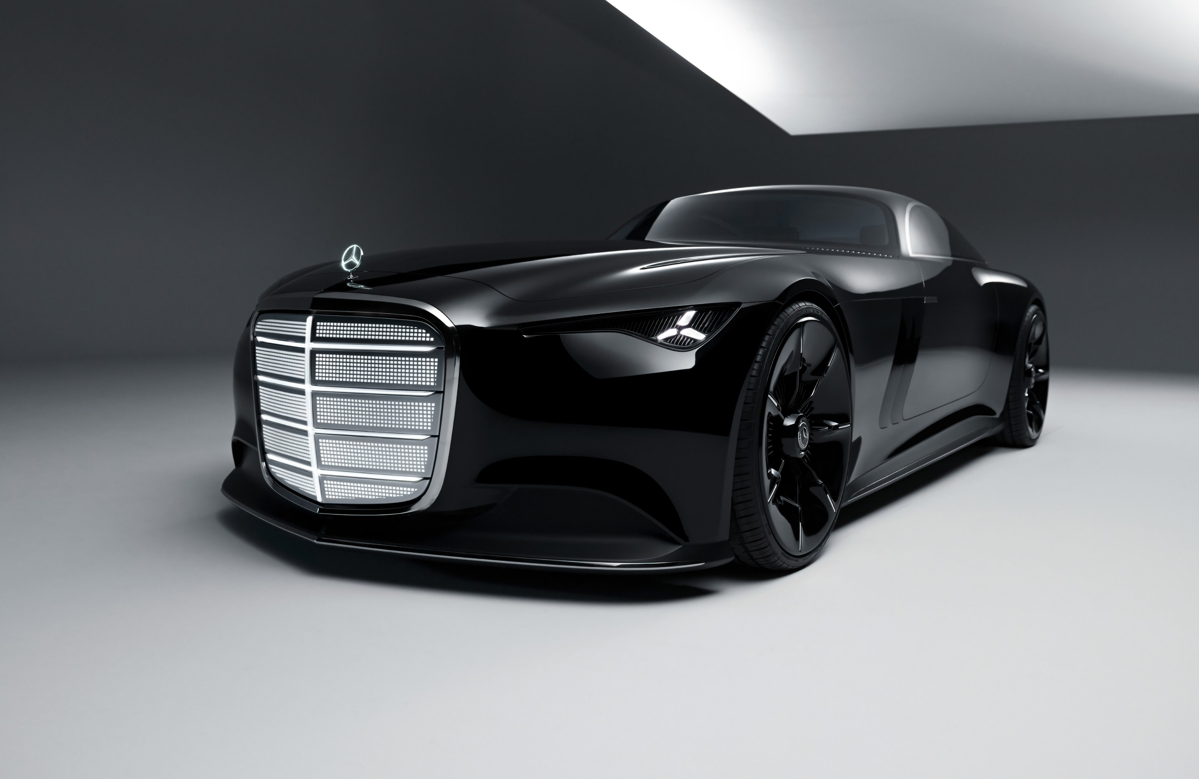 Mercedes-Benz Vision Iconic front and side