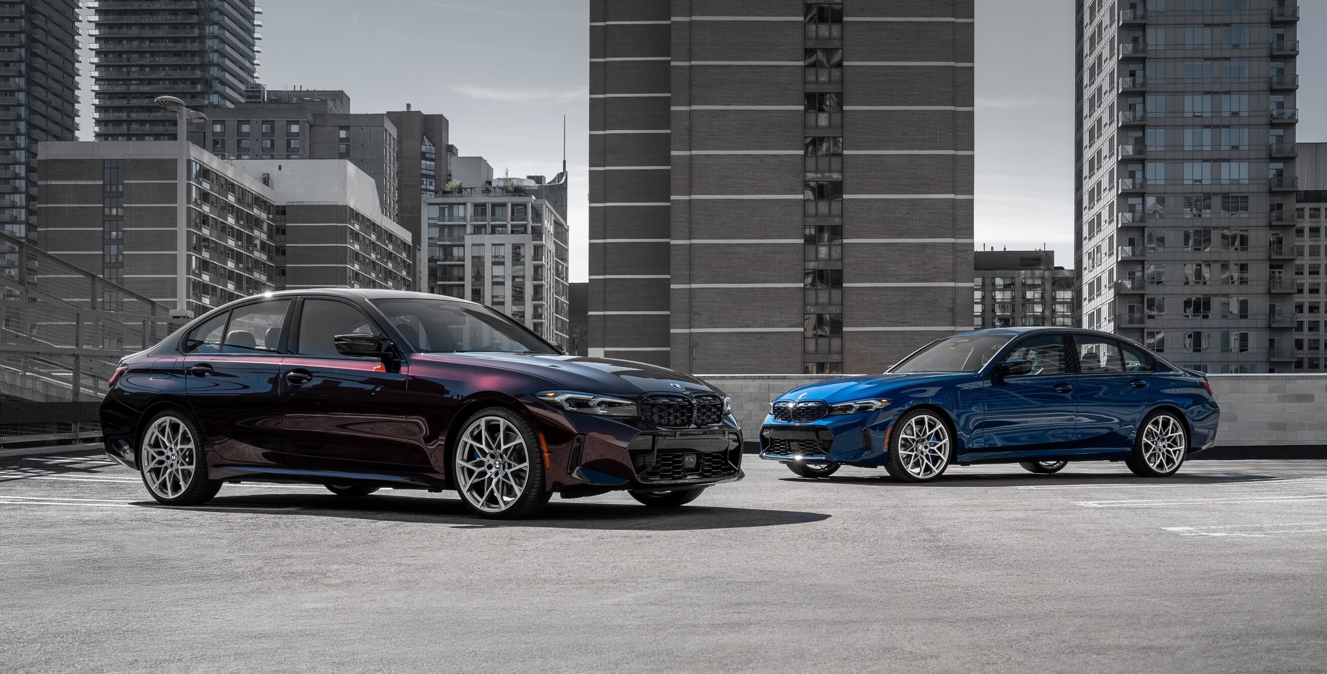 2026 BMW M340i xDrive 50 Jahre Edition two cars