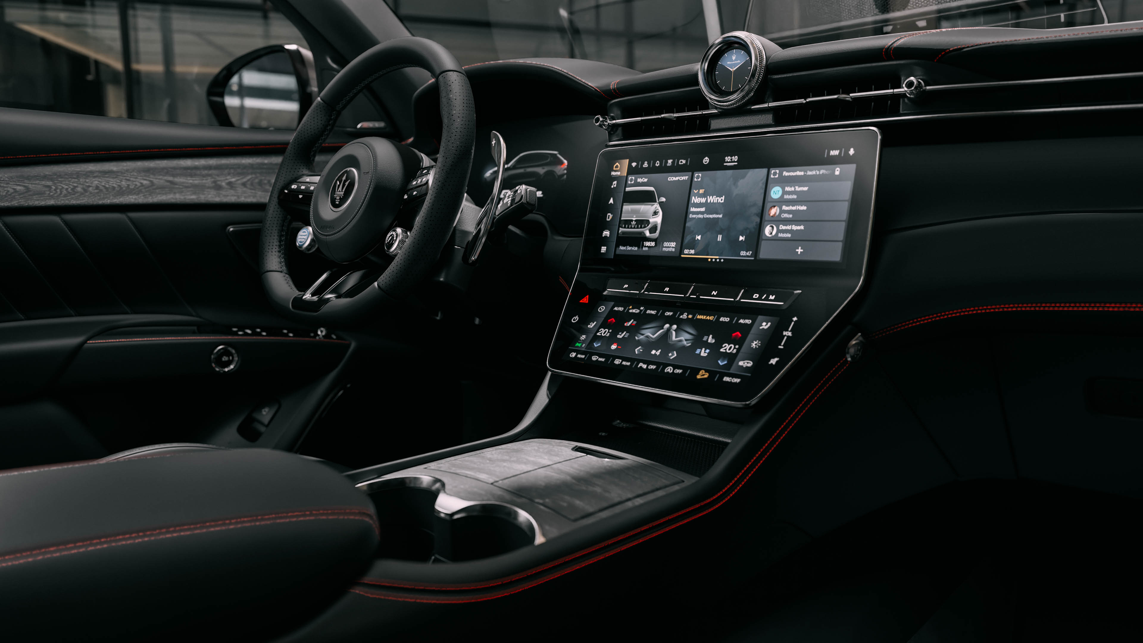 2026 Maserati Grecale Folgore interior