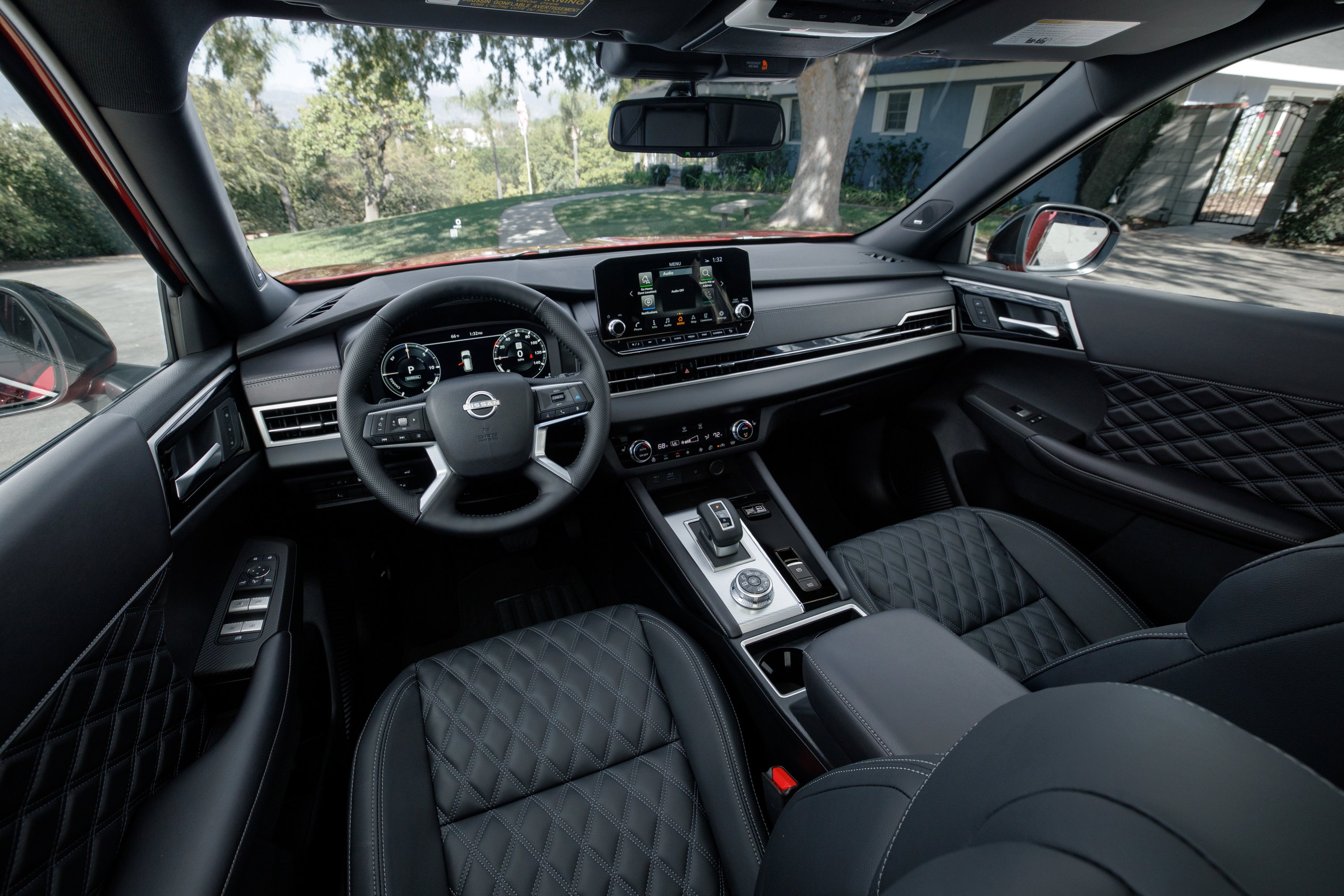 Nissan Rogue Plug-in Hybrid cabin front