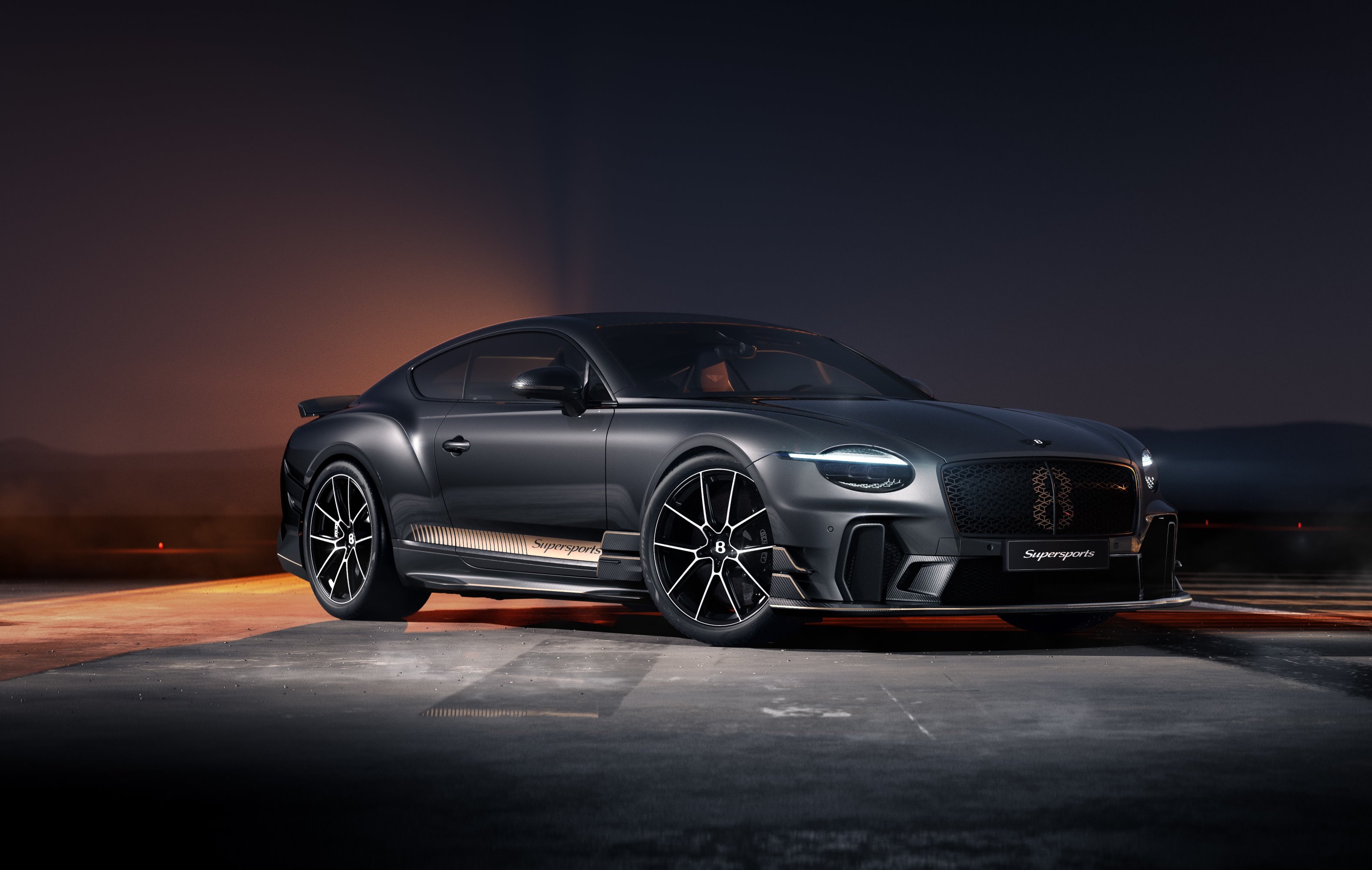 Bentley Supersports front and side