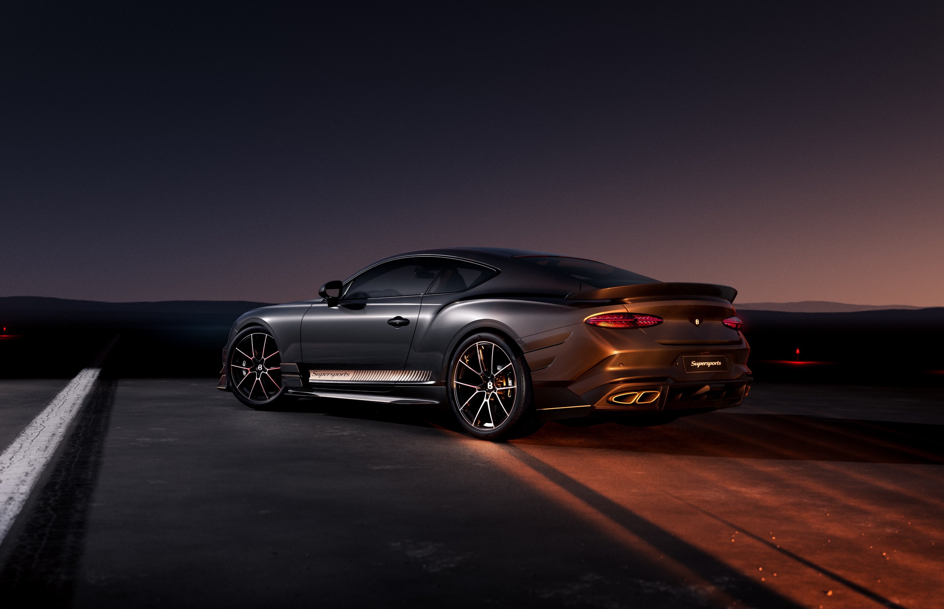 Bentley Supersports rear and side