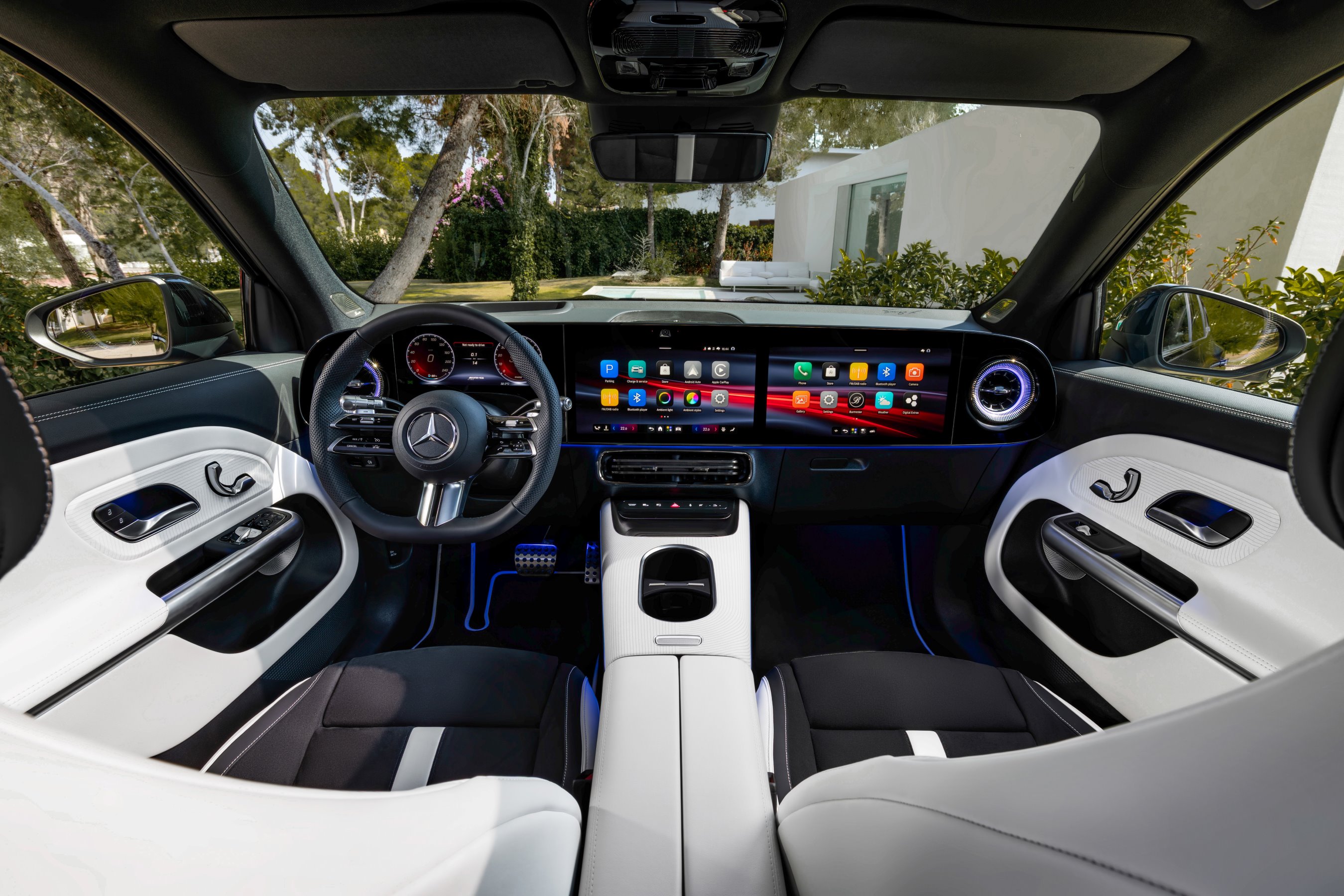 2027 Mercedes-Benz GLB interior view of front
