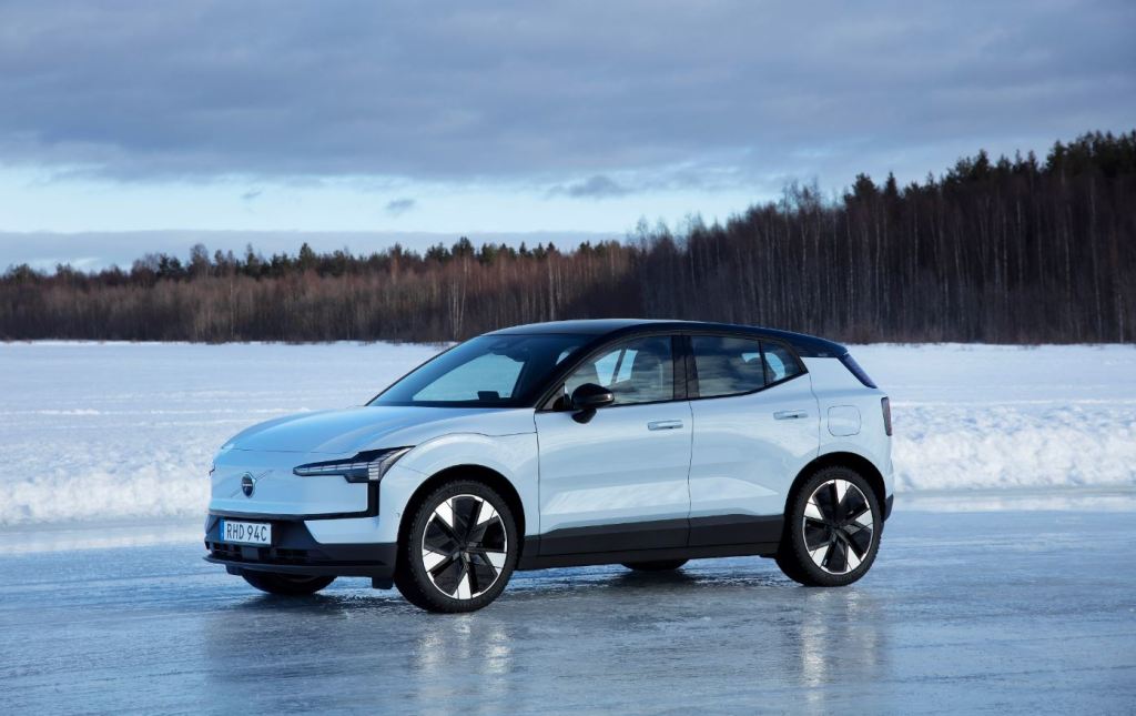 Volvo EX30 exterior