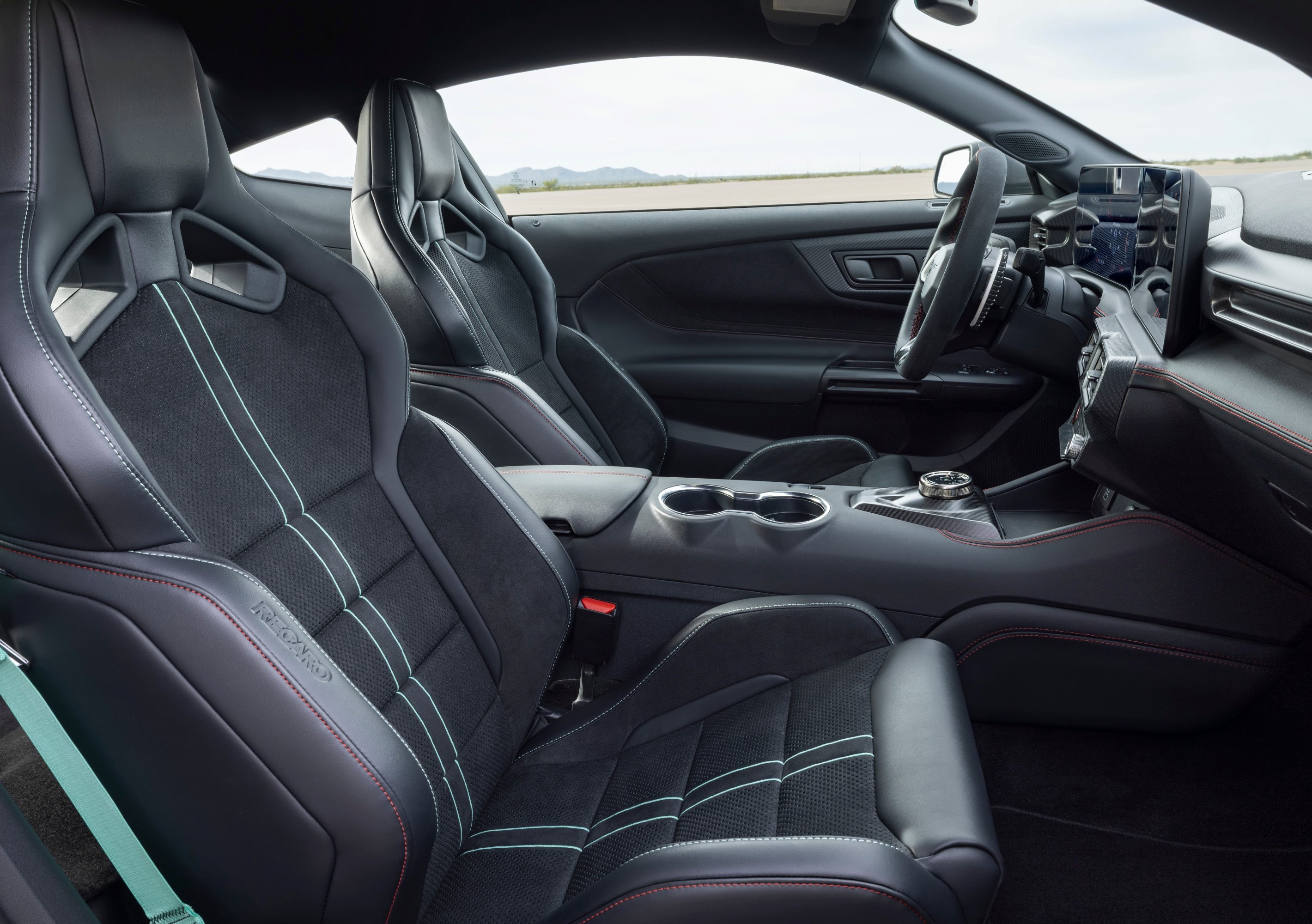 Ford Mustang Dark Horse SC Track Pack interior