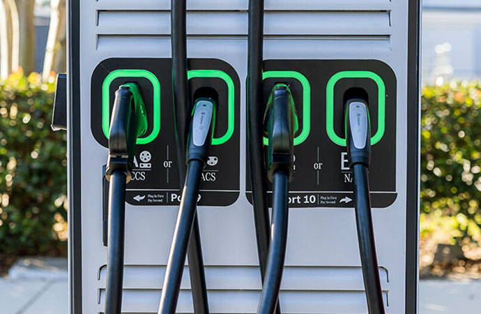  Mercedes-Benz HPC hub