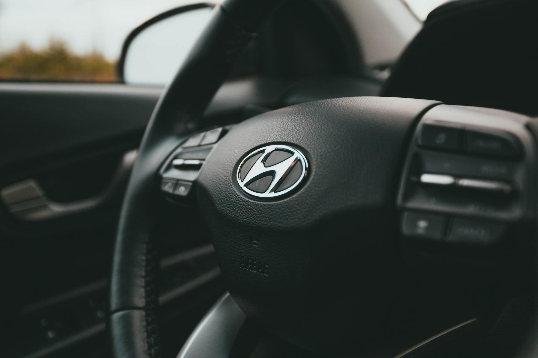Hyundai steering wheel