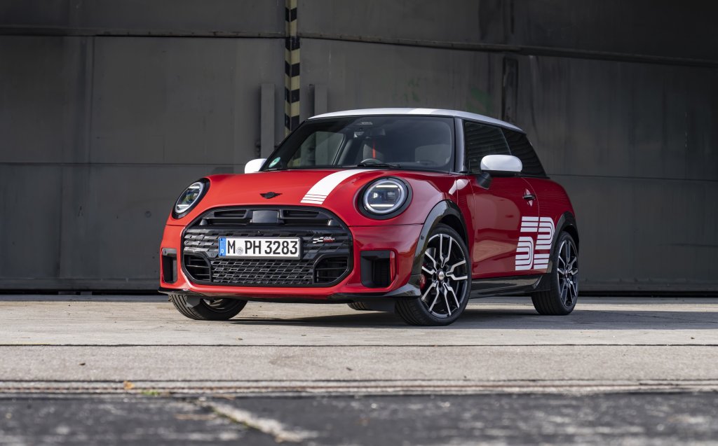 Mini unveils limited-edition 1965 Victory Edition&nbsp;car