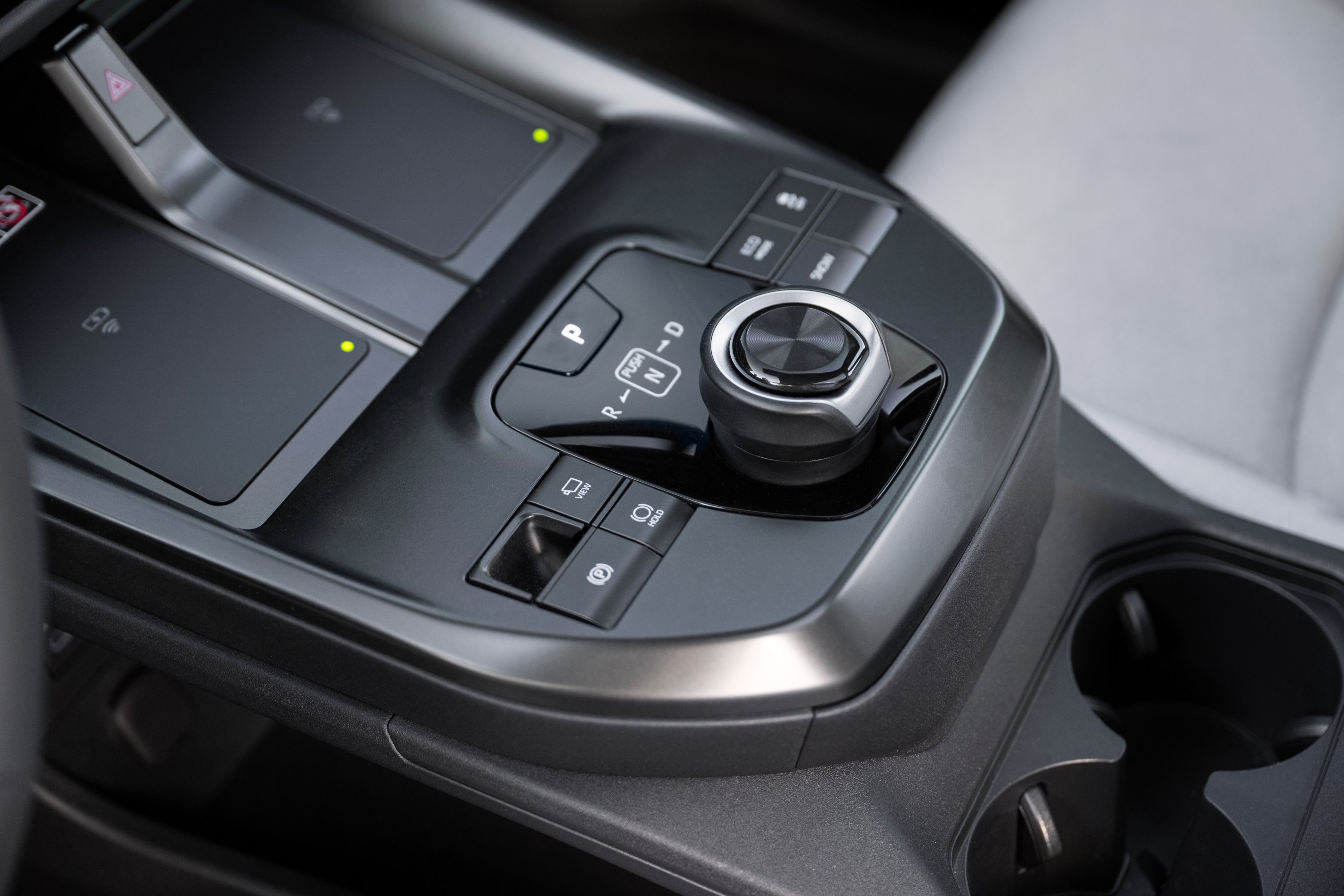 Toyota C-HR centre console
