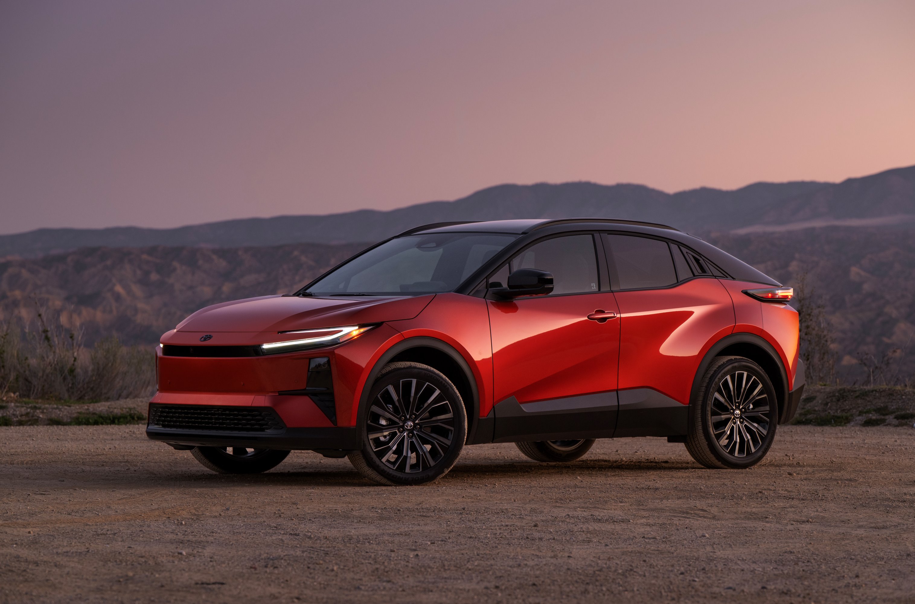 Toyota C-HR Tandoori colour front and side