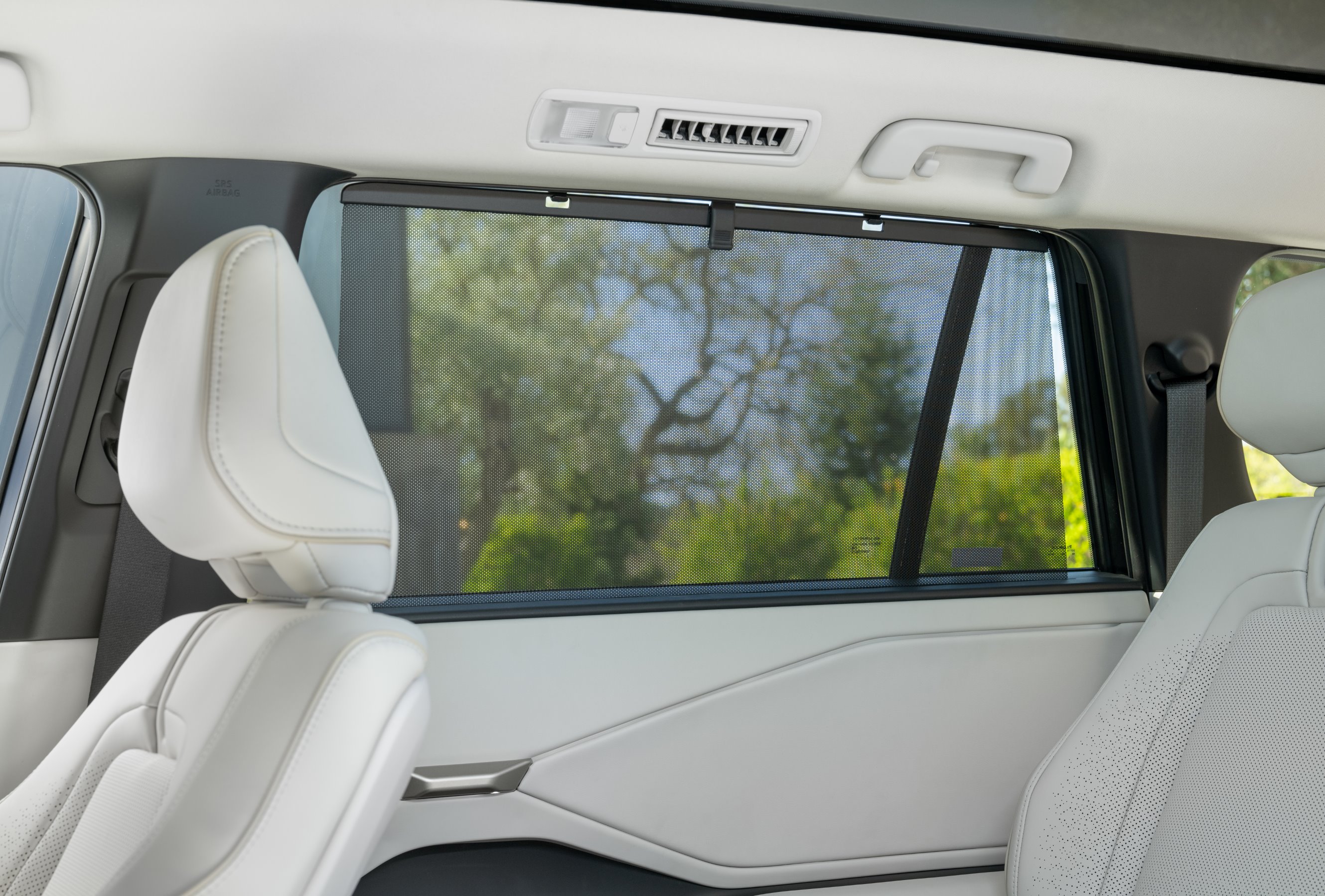 2027 Toyota Highlander side window