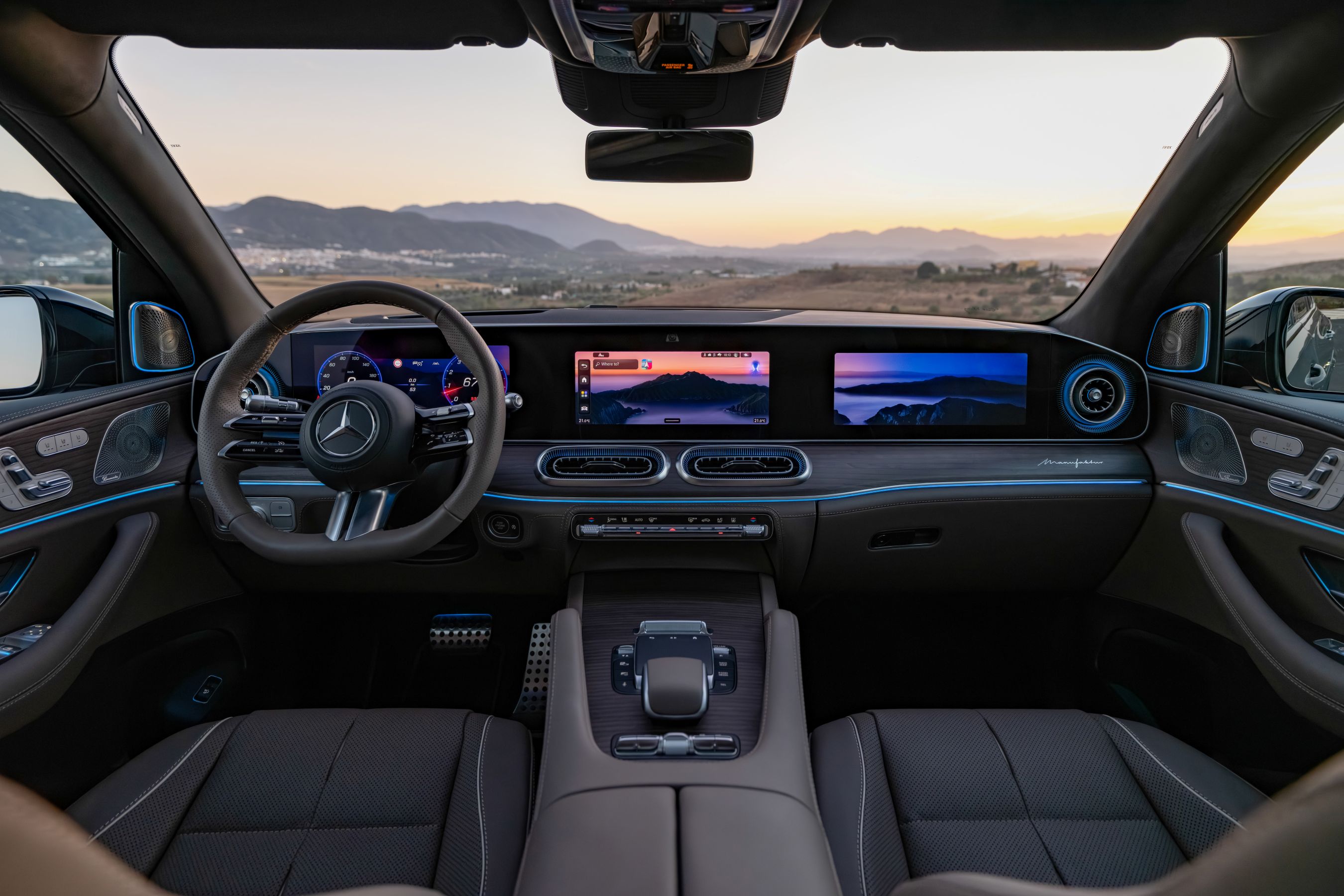 2027 Mercedes-Benz GLS cabin front