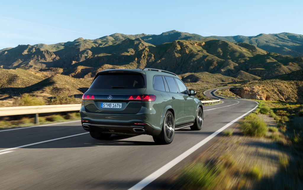 2027 Mercedes-Benz GLS rear