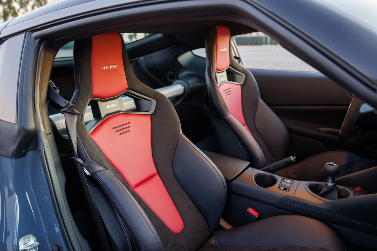 2027 Nissan Z Nismo MT seats