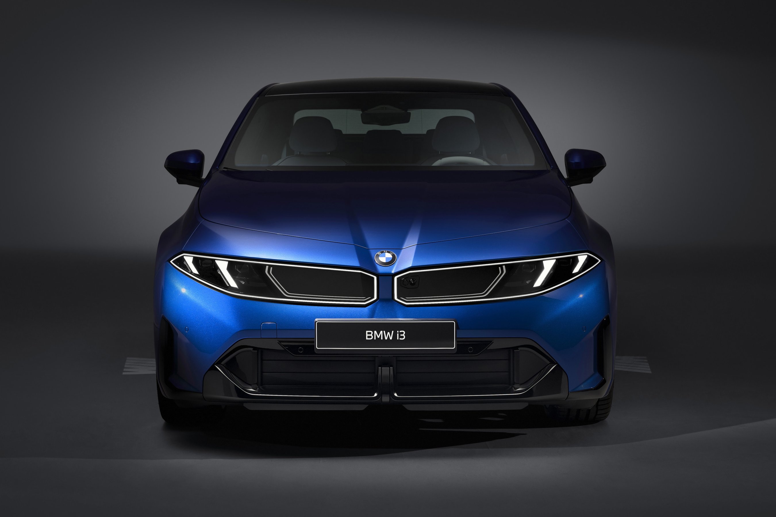 2027 BMW i3 front
