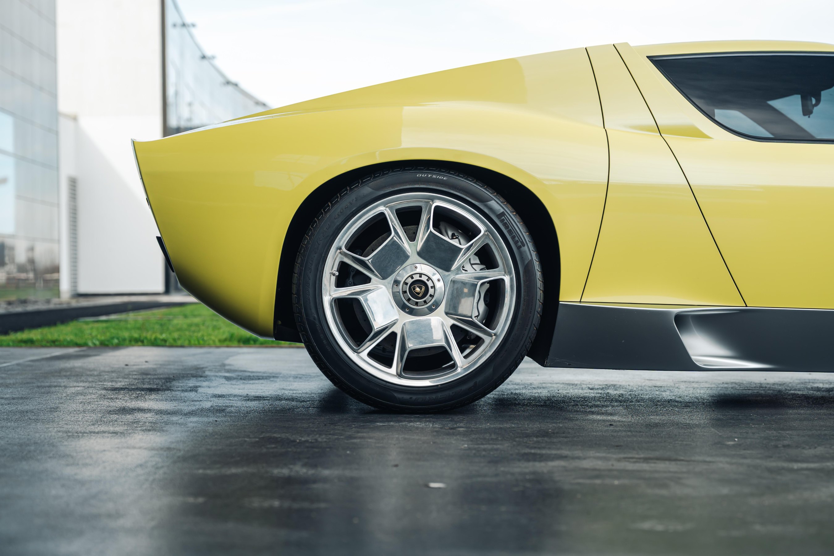 Lamborghini Miura Concept rear half