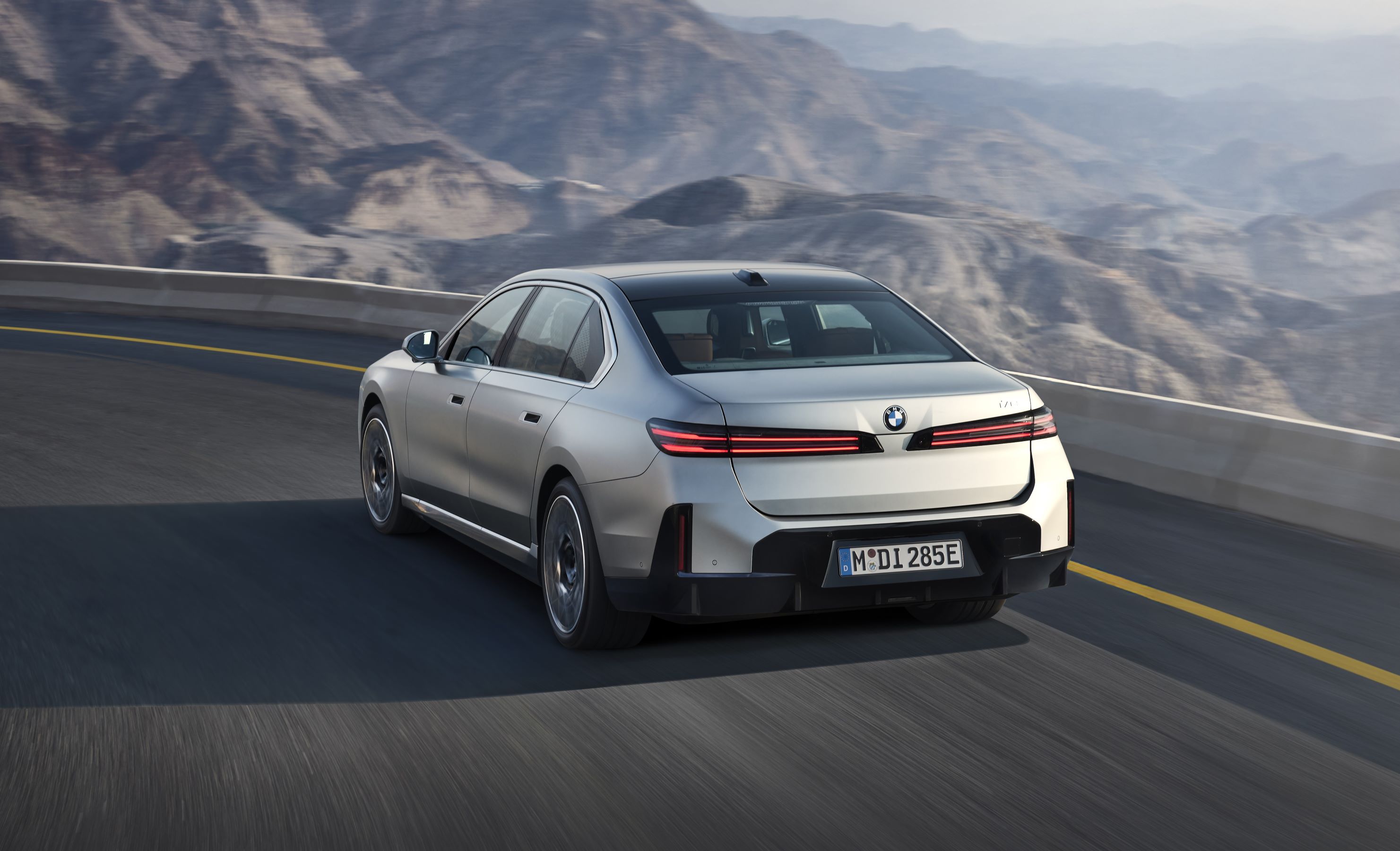 2027 BMW 7 Series rear