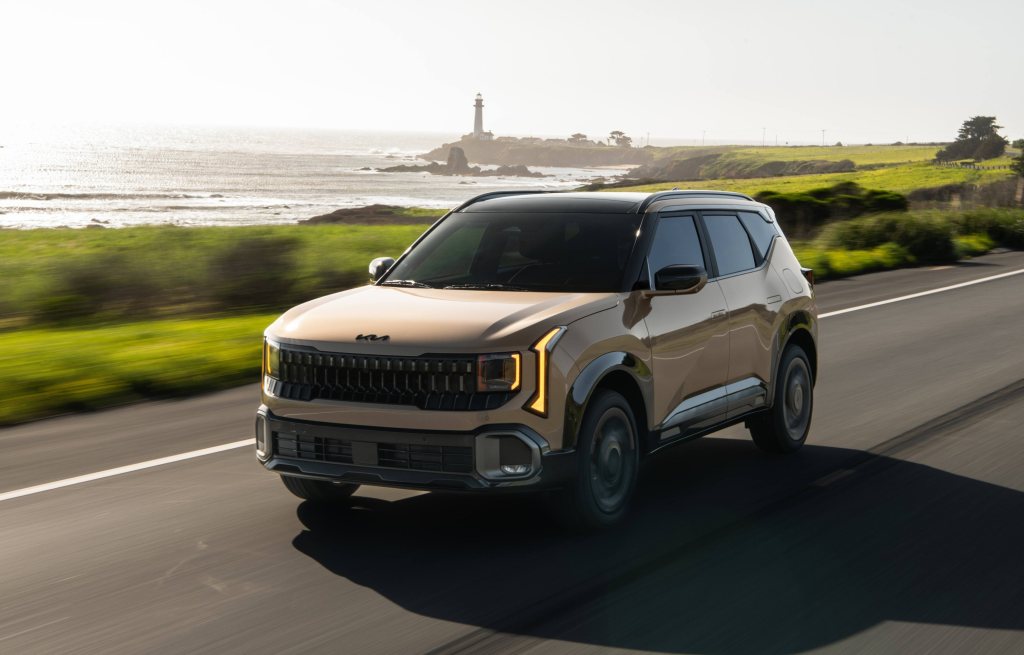Kia Seltos picks up bold looks, available hybrid powertrain for&nbsp;2027