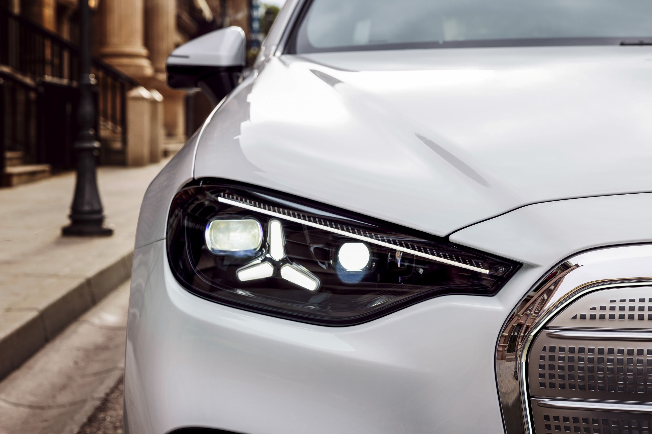 2027 Mercedes-Benz C-Class headlight