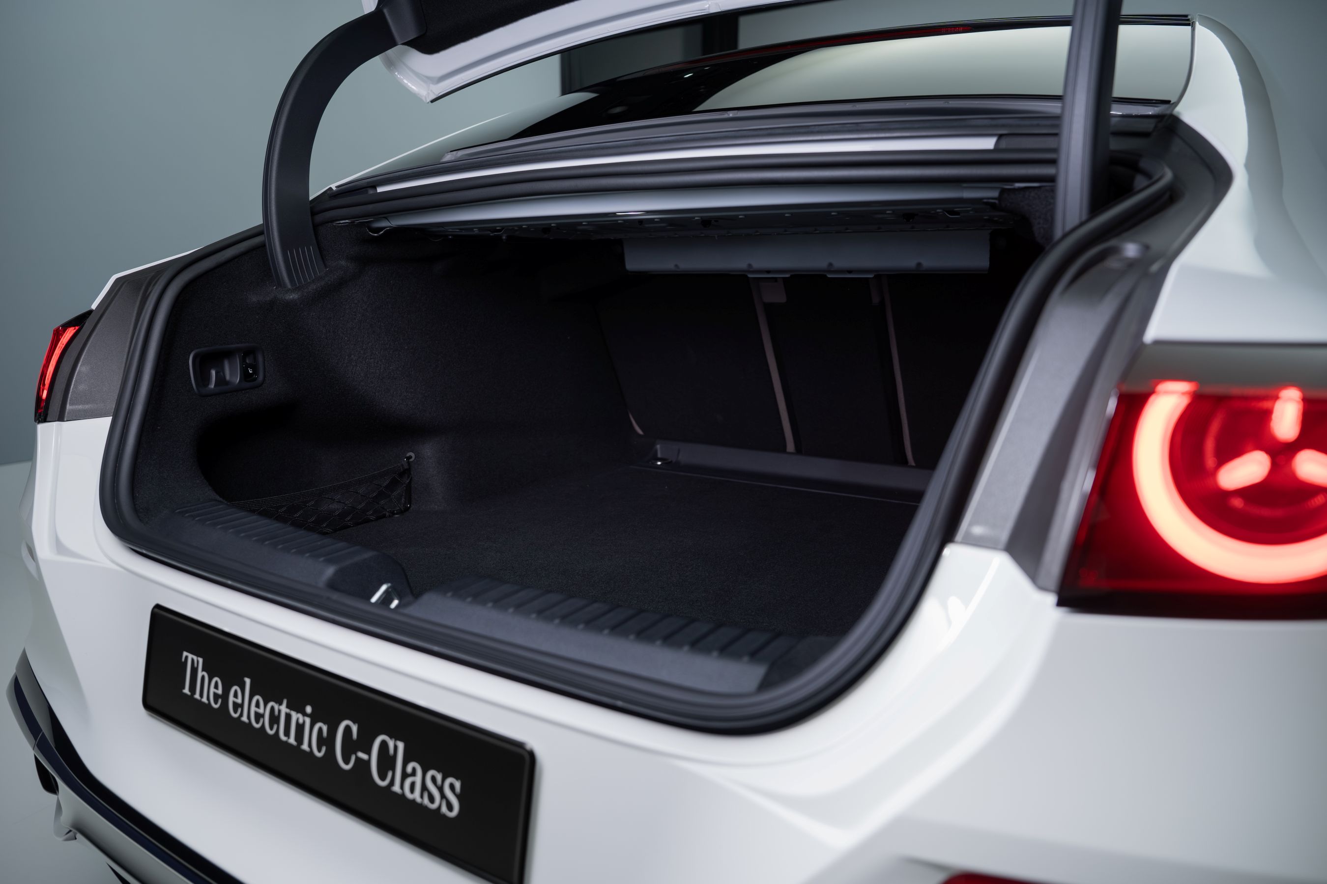 2027 Mercedes-Benz C-Class trunk